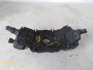 Gebruikte Combischakelaar Stuurkolom Renault Scénic II (JM) 1.9 dCi 120 Prijs op aanvraag aangeboden door Fa. Klijnstra & Zn. VOF