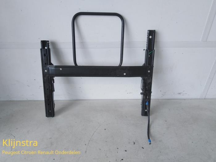 Peugeot 206 Stoel Railsen rechts voorraad | Onderdelenlijn.nl