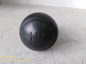 Gebruikte Versnellingspook Citroen C1 1.0 12V Prijs op aanvraag aangeboden door Fa. Klijnstra & Zn. VOF