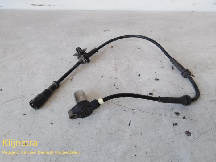 Gebruikte ABS Sensor Renault Megane Coupé (DA) 1.6i Prijs op aanvraag aangeboden door Fa. Klijnstra & Zn. VOF