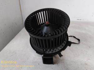 Gebruikte Chaufage Ventilatiemotor Peugeot 206 CC (2D) 1.6 16V Prijs op aanvraag aangeboden door Fa. Klijnstra & Zn. VOF