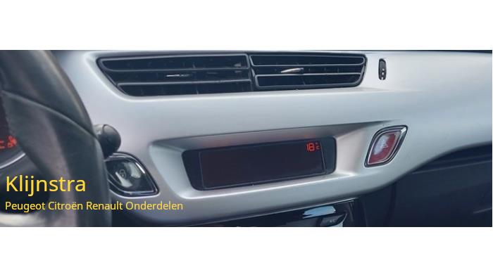 Gebruikte Display Interieur Citroen C3 (SC) 1.6 HDi 92 Prijs op aanvraag aangeboden door Fa. Klijnstra & Zn. VOF