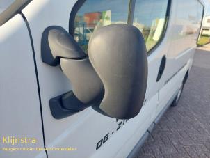 Gebruikte Spiegel Buiten links Opel Vivaro 1.9 DI Prijs op aanvraag aangeboden door Fa. Klijnstra & Zn. VOF