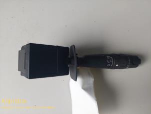 Gebruikte Ruitenwis Schakelaar Peugeot 806 2.0 SR,SV Prijs op aanvraag aangeboden door Fa. Klijnstra & Zn. VOF