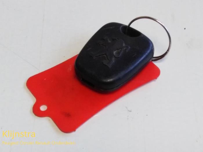 Computer Motormanagement van een Peugeot 207 SW (WE/WU)  2008