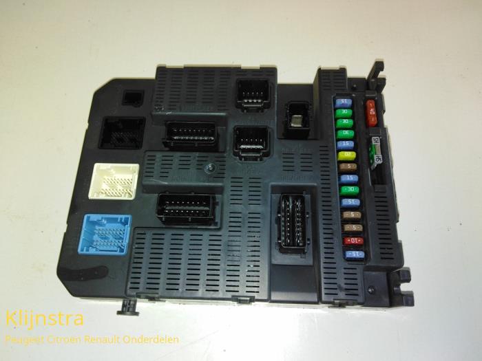 Computer Motormanagement van een Peugeot 207 SW (WE/WU)  2008