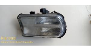 Gebruikte Mistlamp rechts-voor Peugeot 605 (6B) 3.0 SV,Executive V6 24V Prijs € 149,00 Margeregeling aangeboden door Fa. Klijnstra & Zn. VOF
