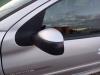 Spiegel Buiten links van een Peugeot 206 SW (2E/K) 1.6 HDi 16V FAP 2006