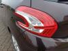 Peugeot 208 I (CA/CC/CK/CL) 1.0 Vti 12V PureTech Achterlicht links