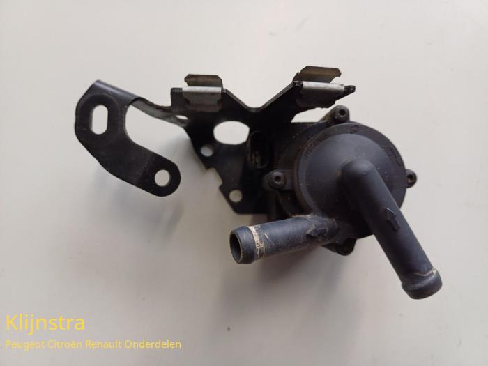 Gebruikte Waterpomp Citroen DS 4/DS 4 Crossback (NX) 1.6 16V THP 165 Prijs op aanvraag aangeboden door Fa. Klijnstra & Zn. VOF