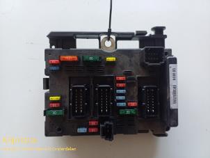 Gebruikte Zekeringkast Peugeot 206 (2A/C/H/J/S) 1.4 XR,XS,XT,Gentry Prijs € 75,00 Margeregeling aangeboden door Fa. Klijnstra & Zn. VOF