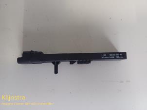 Gebruikte Antenne (diversen) Citroen DS 4/DS 4 Crossback (NX) 1.6 16V THP 165 Prijs op aanvraag aangeboden door Fa. Klijnstra & Zn. VOF