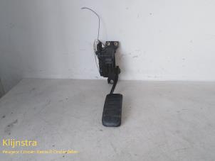 Gebruikte Gaspedaal Renault Master II (FD/HD) 2.2 dCi 16V Prijs € 50,00 Margeregeling aangeboden door Fa. Klijnstra & Zn. VOF