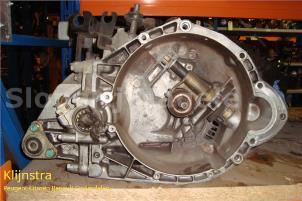Gebruikte Versnellingsbak Peugeot Boxer (230P) 1.9dT Prijs € 650,00 Margeregeling aangeboden door Fa. Klijnstra & Zn. VOF