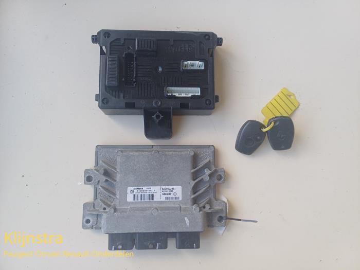 Gebruikte Computer Motormanagement Renault Clio III (BR/CR) 1.2 16V 75 Prijs op aanvraag aangeboden door Fa. Klijnstra & Zn. VOF