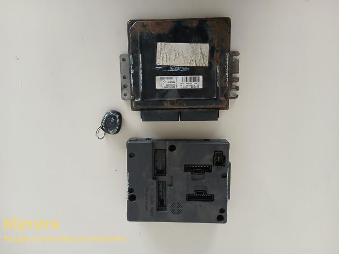 Gebruikte Computer Motormanagement Renault Scénic I (JA) 1.6 16V Prijs € 150,00 Margeregeling aangeboden door Fa. Klijnstra & Zn. VOF
