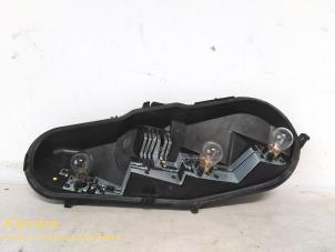 Gebruikte Printplaat Achterlicht links Peugeot 107 1.0 12V Prijs € 29,00 Margeregeling aangeboden door Fa. Klijnstra & Zn. VOF