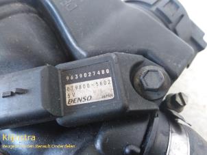 Gebruikte Gasklephuis Peugeot 307 SW (3H) 1.6 HDiF 110 16V Prijs € 125,00 Margeregeling aangeboden door Fa. Klijnstra & Zn. VOF