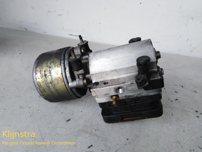 Gebruikte Pompvering (Hydr.) Citroen C5 I Berline (DC) 2.0 16V Prijs € 200,00 Margeregeling aangeboden door Fa. Klijnstra & Zn. VOF