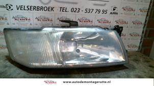O74341 Gebruikte rechter koplamp Mitsubishi Space Wagon