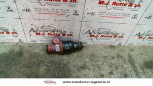 O121675 Gebruikte injector (benzine injectie) Renault Twingo