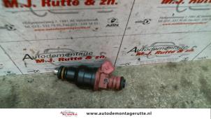 O121676 Gebruikte injector (benzine injectie) Renault Twingo