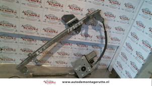 O79219 Gebruikte ruitmechaniek 4deurs rechts-voor Hyundai Excel