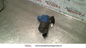 O115552 Gebruikte ruitensproeierpomp voor Renault Modus