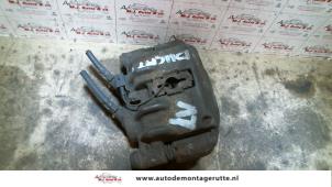 O112004 Gebruikte remklauw (tang) links-voor Fiat Ducato
