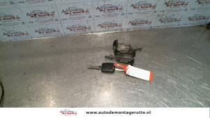 O81908 Gebruikte portierslot cilinder rechts Skoda Octavia