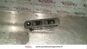O109621 Gebruikte combischakelaar ramen Suzuki Alto
