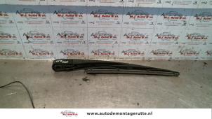 O97595 Gebruikte ruitenwisserarm achter Kia Cee'D