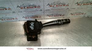 O103905 Gebruikte ruitenwis schakelaar Toyota Corolla