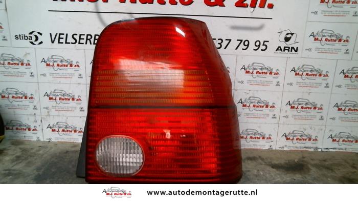 Gebruikte Achterlicht rechts Volkswagen Lupo O94703