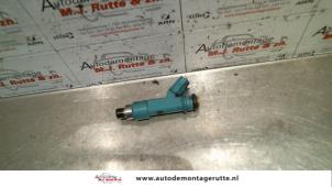 O121628 Gebruikte injector (benzine injectie) Peugeot 107