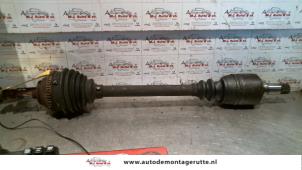 O111102 Gebruikte aandrijfas links-voor Fiat Ducato