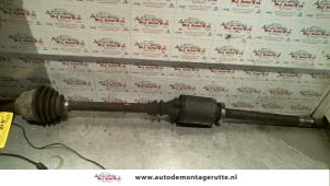 O111673 Gebruikte cardanas rechts-voor (vwa) Nissan Primastar