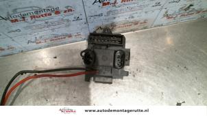 O131272 Gebruikte kachel weerstand Renault Trafic
