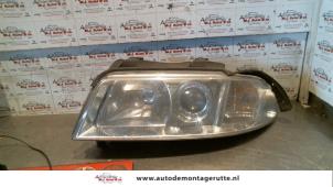 O71708 Gebruikte linker koplamp Audi A4