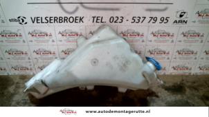 O115024 Gebruikte ruitensproeiertank voor Audi TT