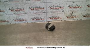 O107995 Gebruikte ruit schakelaar elektrisch Renault Twingo