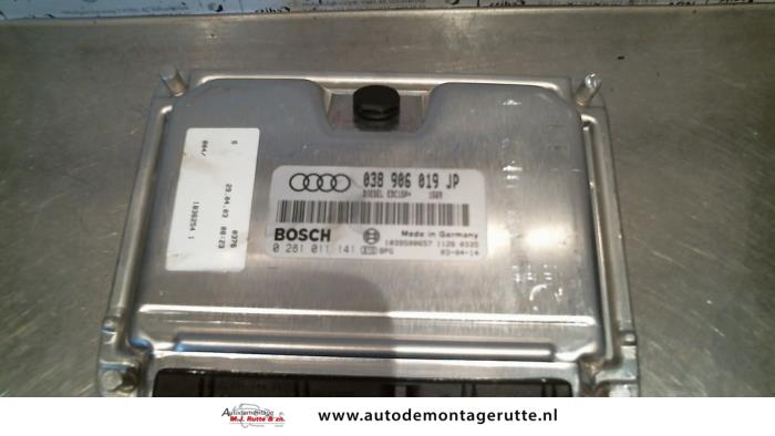 Gebruikte Computer Motormanagement Audi A4 O117054