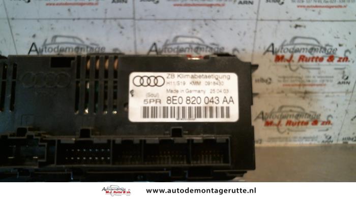 Gebruikte Kachel Bedieningspaneel Audi A4 O99957