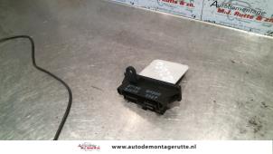 O133947 Gebruikte kachel weerstand Nissan Almera
