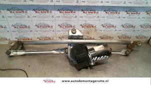 O118654 Gebruikte ruitenwismotor+mechaniek Volkswagen Passat