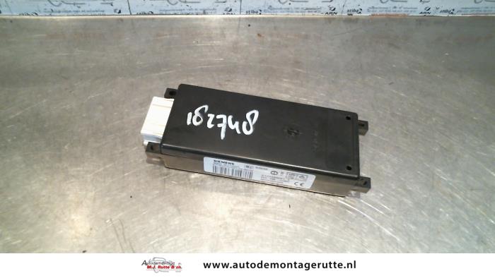 Bluetooth module van een Citroën C5 II Break (RE) 2.0 HDiF 16V 2006