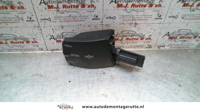 Gebruikte Radiobediening Stuur Ford Connect O112980