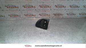 O107086 Gebruikte ruit schakelaar elektrisch Ford Connect