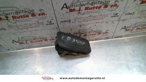 O92197 Gebruikte achterklep handgreep Renault Clio