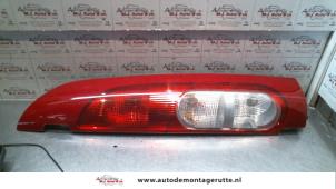 O95201 Gebruikte achterlicht rechts Nissan Kubistar